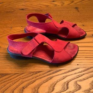 Arche Sanora pink sandals
